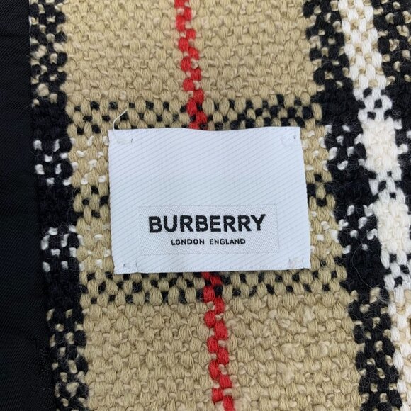 Burberry Plaid Tweed Jacket With Fringe Hem & Gold Buttons Womens Size S - Picture 5 of 8